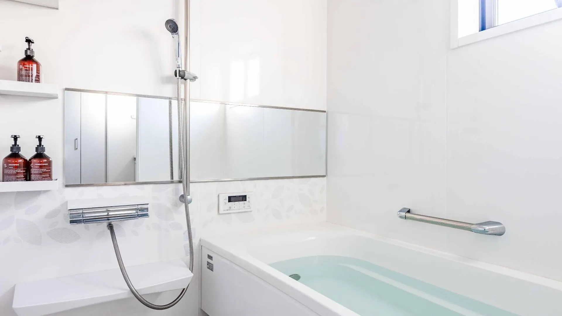 エクセルシア Apartment Osaka 0*,  Japan